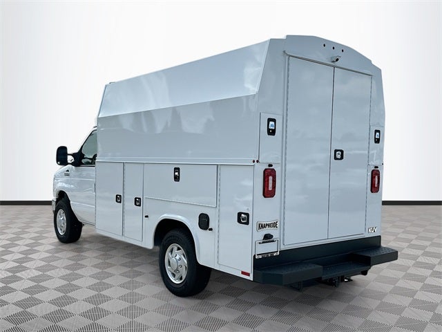 2026 Ford E-350SD Base Cutaway