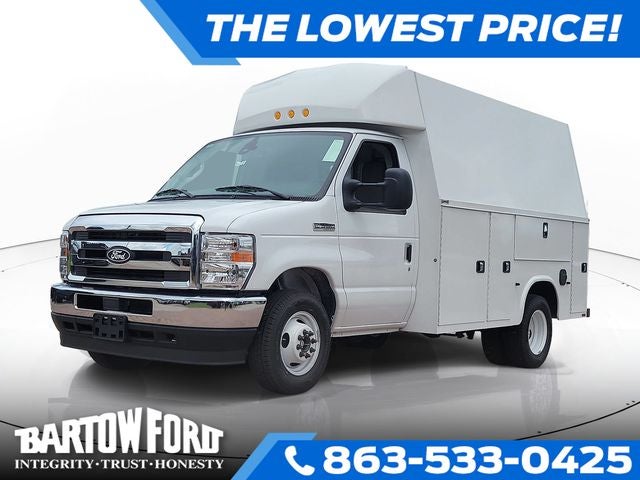 2027 Ford E-350SD Base Cutaway
