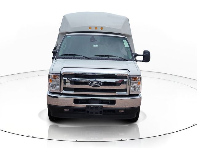 2027 Ford E-350SD Base Cutaway