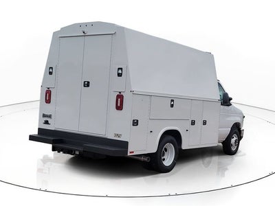 2027 Ford E-350SD Base Cutaway