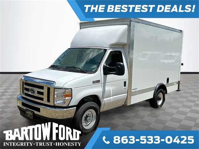 2025 Ford E-350SD Base Cutaway