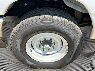 2025 Ford E-350SD Base Cutaway