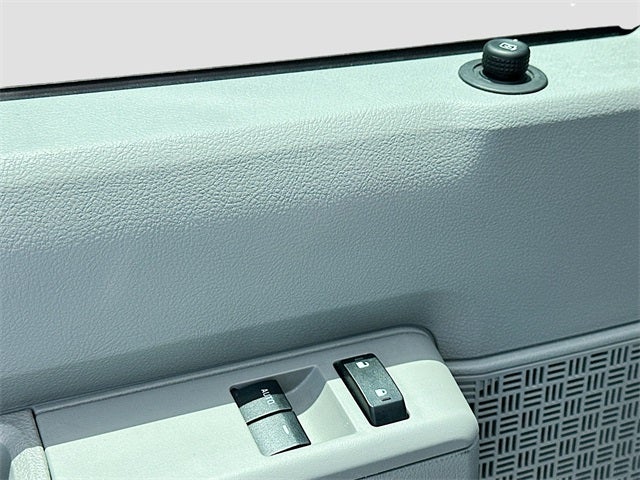 2026 Ford E-350SD Base Cutaway