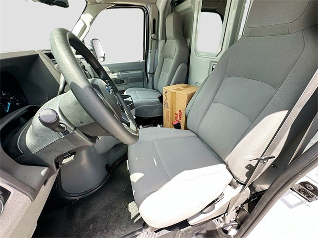2026 Ford E-350SD Base Cutaway