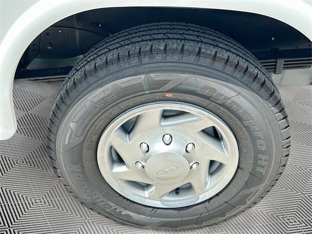 2026 Ford E-350SD Base Cutaway