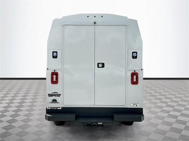 2026 Ford E-350SD Base Cutaway