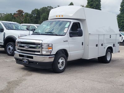 2027 Ford E-350SD Base Cutaway