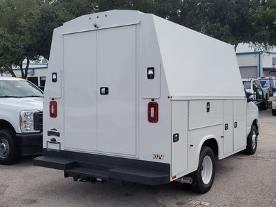 2027 Ford E-350SD Base Cutaway