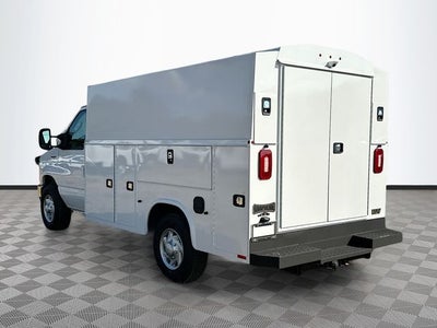 2026 Ford E-350SD Base Cutaway