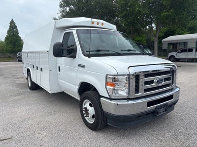 2023 Ford E-450SD Base KUV