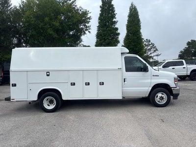 2023 Ford E-450SD Base KUV