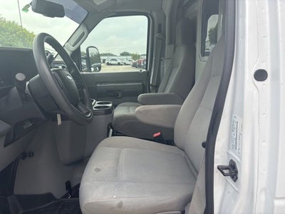 2023 Ford E-450SD Base KUV