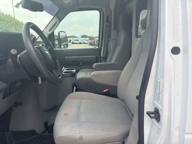 2023 Ford E-450SD Base KUV