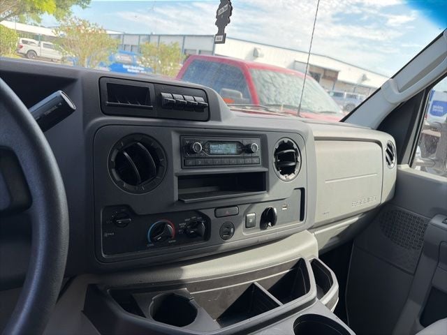 2023 Ford E-450SD Base 7.3 V8