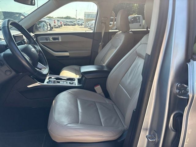 2022 Ford Explorer Limited HYBRID