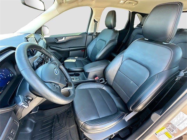 2020 Ford Escape Titanium Hybrid