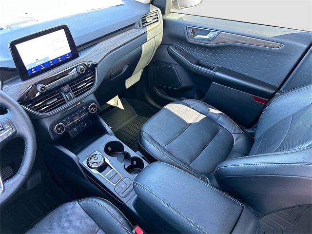 2020 Ford Escape Titanium Hybrid