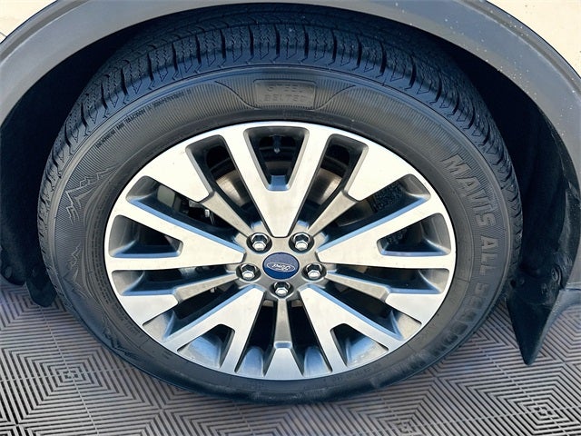 2020 Ford Escape Titanium Hybrid