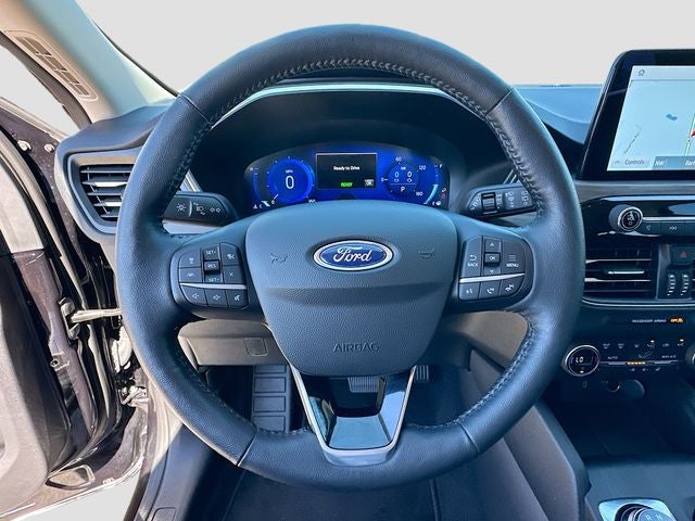 2020 Ford Escape Titanium Hybrid