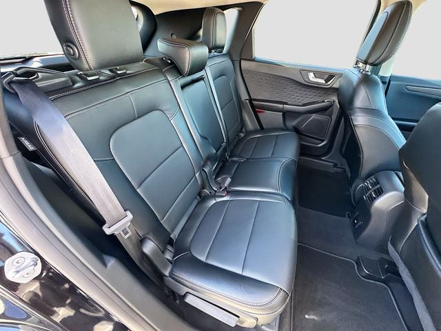 2020 Ford Escape Titanium Hybrid