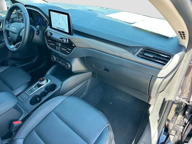 2020 Ford Escape Titanium Hybrid