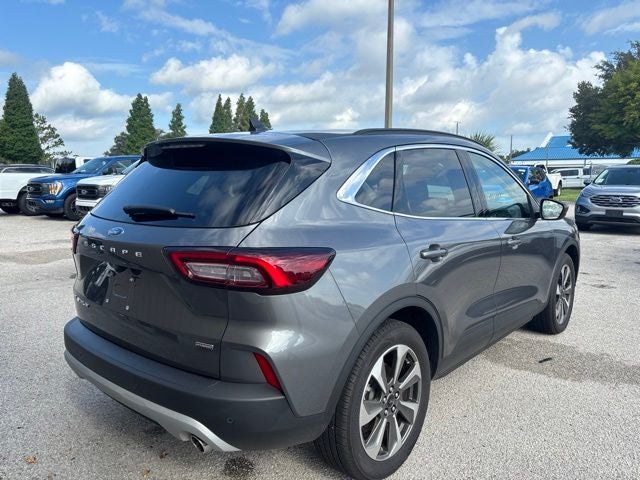 2025 Ford Escape Hybrid Platinum