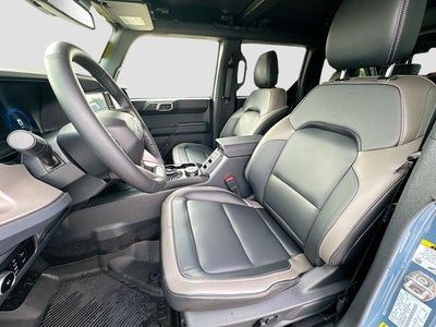 2025 Ford Bronco Outer Banks Sasquatch Pkg