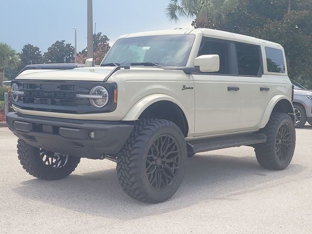 2026 Ford Bronco Outer Banks LIFTED / WHEELS & TIRES
