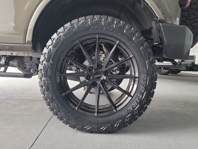 2026 Ford Bronco Outer Banks / LIFTED WHEELS & TIRES