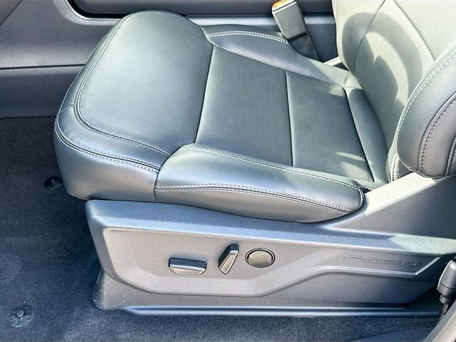 2026 Ford Expedition Max Platinum STEALTH