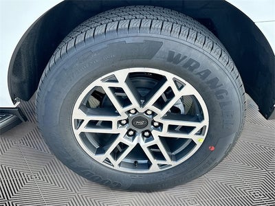 2026 Ford Expedition Active