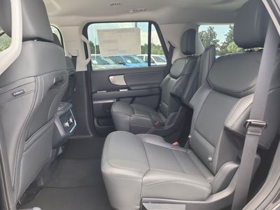 2027 Ford Expedition Active