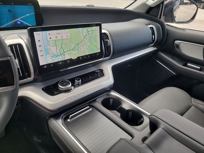2027 Ford Expedition Active