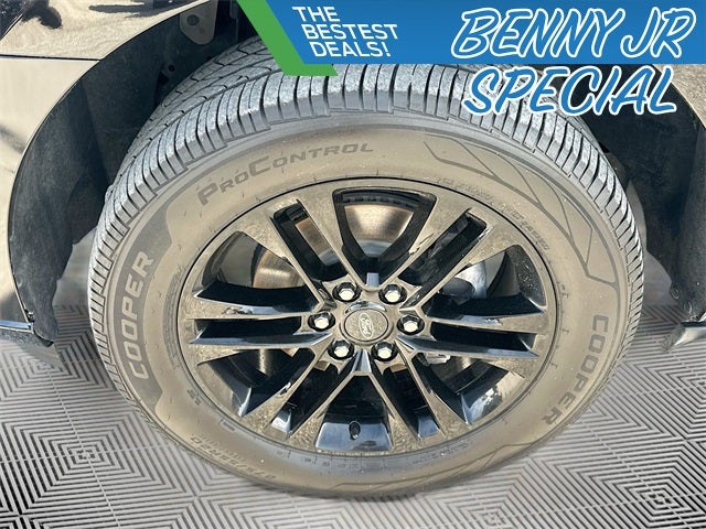 2022 Ford Expedition XLT