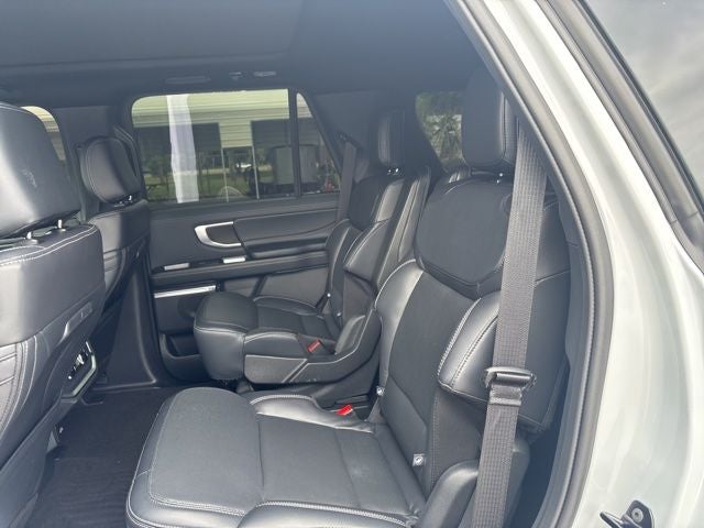2025 Ford Expedition Platinum STEALTH