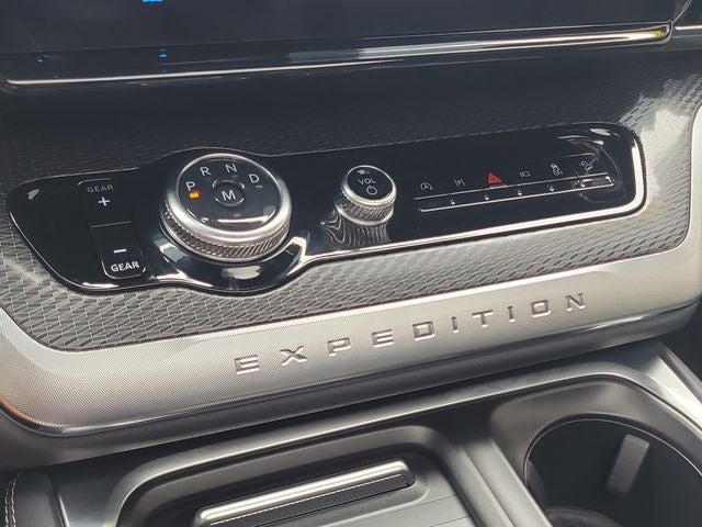 2025 Ford Expedition Platinum STEALTH