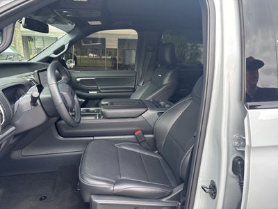2025 Ford Expedition Platinum STEALTH