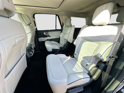 2026 Ford Expedition Platinum