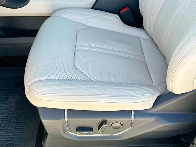 2022 Ford Expedition Platinum