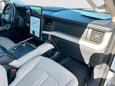 2022 Ford Expedition Platinum