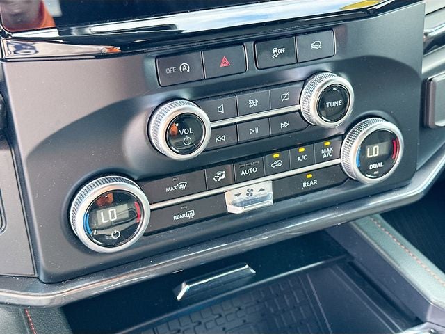 2024 Ford Expedition Timberline