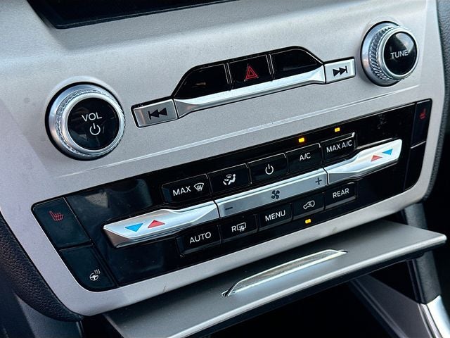 2023 Ford Explorer XLT SPORT APPEARANCE PACK