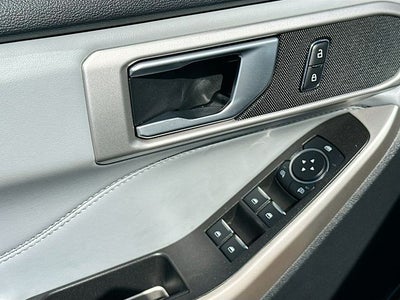 2023 Ford Explorer XLT SPORT APPEARANCE PACK