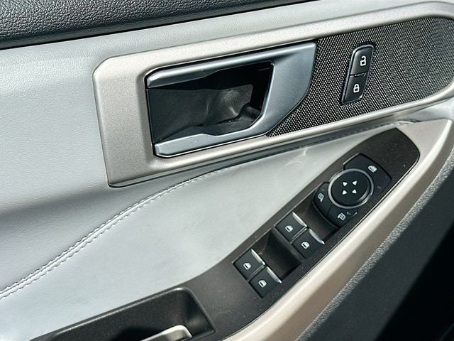 2023 Ford Explorer XLT SPORT APPEARANCE PACK