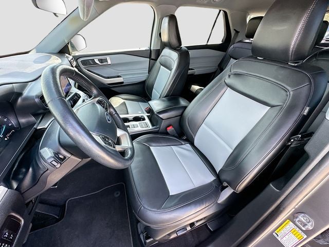 2023 Ford Explorer XLT SPORT APPEARANCE PACK