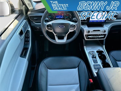 2024 Ford Explorer XLT