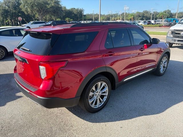 2024 Ford Explorer XLT 202A