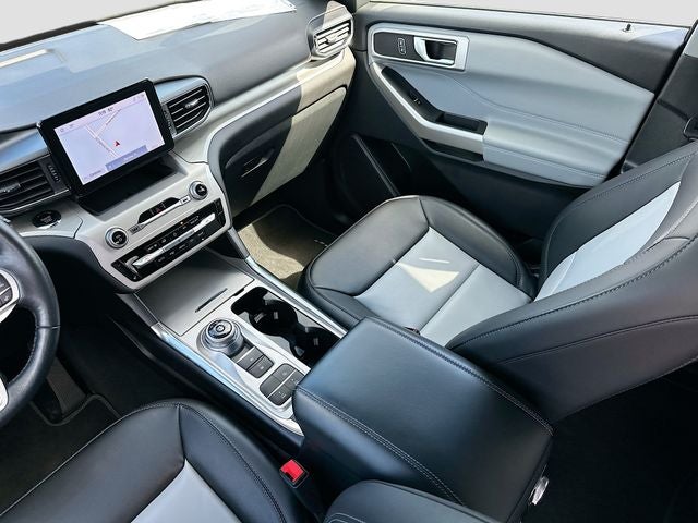 2023 Ford Explorer XLT SPORT APPEARANCE PACK