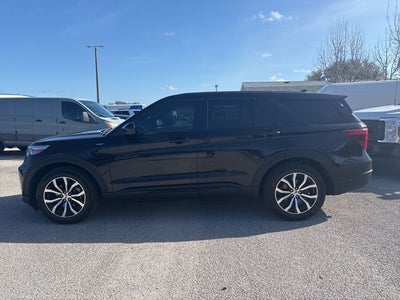 2022 Ford Explorer ST-Line