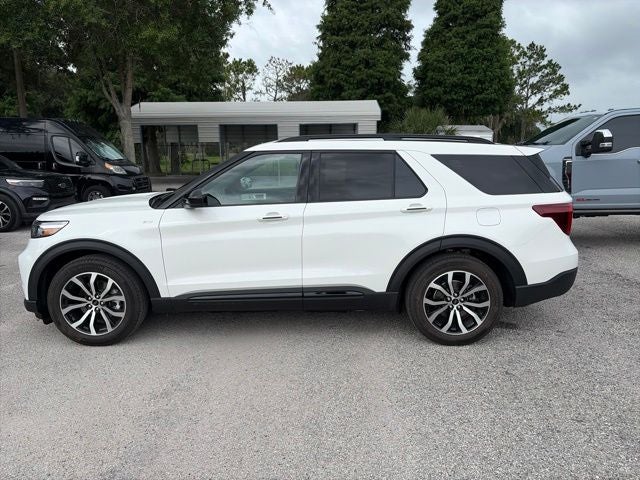 2024 Ford Explorer ST-Line